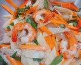 Hình bước làm 3 của món Gỏi sake