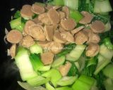 Foto langkah ke 4 dari resep Tumis Bakso Pakcoy.