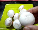 A picture of step 1 of Creamy Mushroom with Peri Peri Sauce.