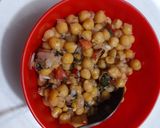 A picture of step 2 of Choley chaat.