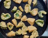 A picture of step 4 of Aloo tikka masala.