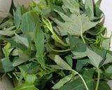 Foto langkah ke 1 dari resep 🟨Gulai Daun Ubi / singkong ▶️ Cassava / Sweet Potato Leaves Curry🟥.