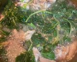 Gambar langkah 3 resipi Masak Bening Bayam.