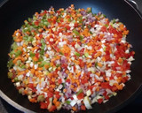 Foto del paso 2 de la receta: Noodles jardinera con magro y salsa de soja