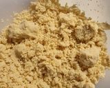 A picture of step 2 of Pie crust.