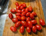 Une image de l'étape 4 de Carré de porc mariné au miel et tomates.