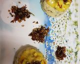 A picture of step 4 of Paneer paan with sweet saffron sauce.