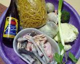 Foto langkah ke 1 dari resep Mie Bancir Ceker Ala Chef Agus Sasirangan.