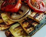 Foto del paso 1 de la receta: MONTADITO🌶️🍆🍅🧅De Vegetales a La Plancha con Carne Picada...!