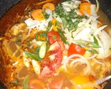 Foto langkah ke 6 dari resep Tom Yum Ayam.