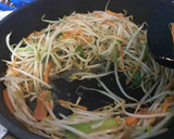 輕鬆做簡單吃-炒豆芽菜的食譜步驟3照片