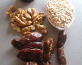 Sütés nélküli zabpelyhes-diós csemege recept fázis 3 fotója