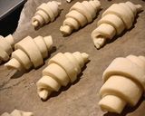 Une image de l'étape 12 de Mini croissants et mini pain au chocolat.