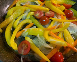 Foto del paso 3 de la receta: Noodles de arroz con verduras y tofu marinado