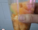 A picture of step 1 of Muskmelon Sharbat.