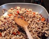 A picture of step 4 of Pork empanada.
