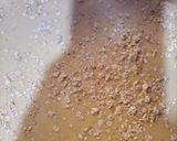 A picture of step 4 of Vanilla Oats crepes with lime syrup.
