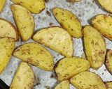 Foto langkah ke 5 dari resep Crispy Baked Potato.