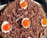 Foto langkah ke 7 dari resep Blackforest Cake.