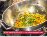 A picture of step 3 of Vegetable brown bread upma.