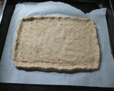 Foto del paso 4 de la receta: Pizza base de atún con pimientos morrones