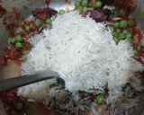 A picture of step 5 of Peas Pulav.