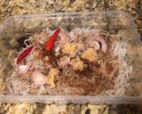 Hình bước làm 1 của món Silver Fish kho khô