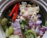 A picture of step 3 of Garang Asem Chicken without Coconut Milk (cooked with a slow cooker).