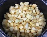 Une image de l'étape 3 de Compote caramélisée de poires et pommes à la cannelle.