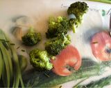 Foto del paso 1 de la receta: Tortillitas de brócoli y cebollita de verdeo 🥦😍