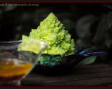 Foto del paso 1 de la receta: Romanescu al vapor con vinagreta a la naranja