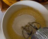 Foto langkah ke 4 dari resep Cake pisang keju.