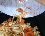 Foto del paso 3 de la receta: Boga al horno en cebolla y tomate