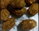 A picture of step 6 of Daliya Raw Banana Crispies.
