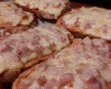 Pas rețetă Mini pizza - felii de pâine 8 fotografie