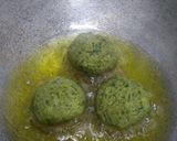 A picture of step 6 of Spinach Paneer Balls.