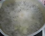 Foto langkah ke 4 dari resep Sayur Bening Jagung Muda.