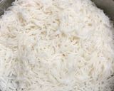 A picture of step 5 of Chinese Egg Fried Rice.