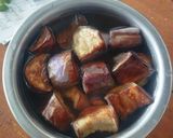 Foto langkah ke 1 dari resep Pad Makua Yao (Tumis Terong Kemangi) khas Thailand.