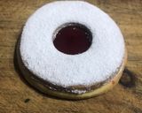 Foto del paso 8 de la receta: Galletas con mermelada