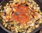 Foto del paso 4 de la receta: Pasta con pollo y berenjena