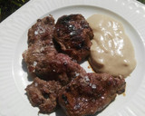 Foto del paso 9 de la receta: Carrilleras a la plancha con puré de patatas y ajo negro