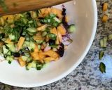 Une image de l'étape 3 de TARTARE 🍈 MELON 🥒 CONCOMBRE 🥒 BASILIC🍃.