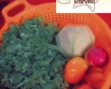 A picture of step 1 of Traditional salad.