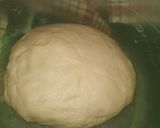 Foto langkah ke 3 dari resep Roti ala pizza.