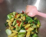 Foto langkah ke 4 dari resep Tumis Jagung Putren dan Pakcoy.