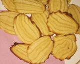 A picture of step 2 of Eggless butter cookies.