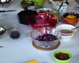Une image de l'étape 4 de Buddhah bowls, la salade qui se mange d'abord avec les yeux...
