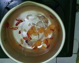 Foto langkah ke 1 dari resep Resep Sayur Bening Wortel Sawi Putih.