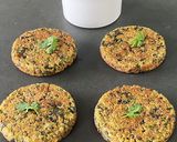 Une image de l'étape 3 de Galette de quinoa aux épinards.